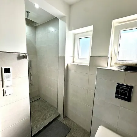 Stylisch Wohnen Bei Kiel & *